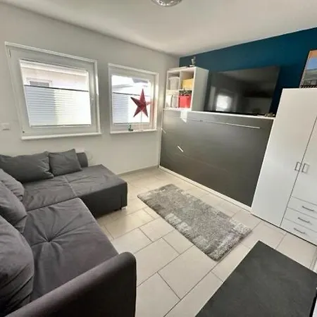 Modernes Haus In Hafenstadt