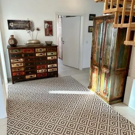 Дом отдыха Modernes Haus In Hafenstadt