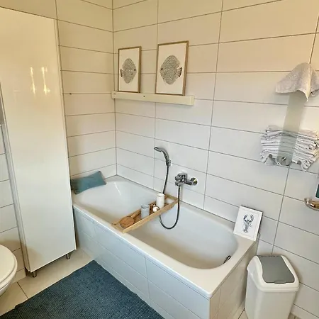Modernes Haus In Hafenstadt Sassnitz