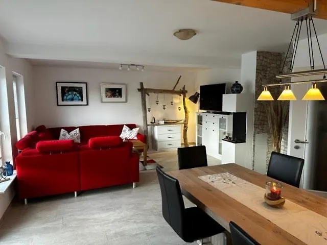 Modernes Haus In Hafenstadt * Sassnitz